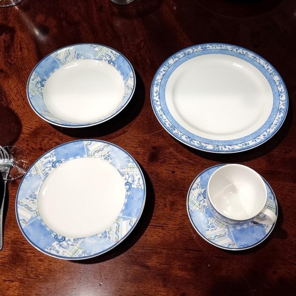 Wedgwood Indigo Place Setting, 5 Piece Set, Fine China, Dinnerware Collection‎